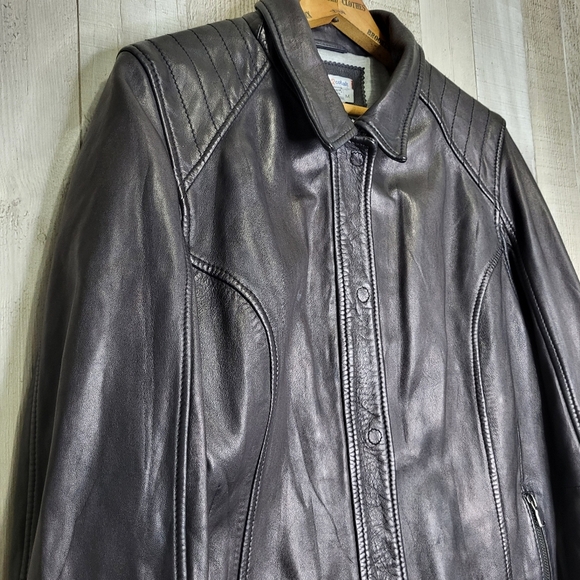 Women's Black Lamb Leather Jacket. Size Medium. Carbon2Cobalt - Picture 3 of 16